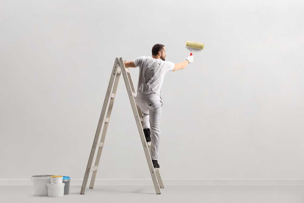 Professional painting service in dubai